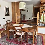 Apartment We Are 4810 Aux Pieds Du Mont-blanc Trilocale Courmayeur